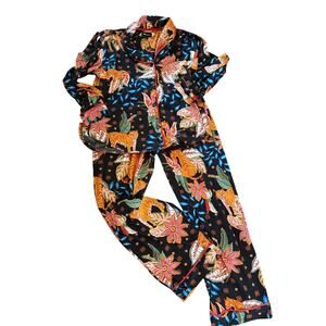 ROOM SERVICE LOUNGEWEAR PAJAMA SET - LARGE